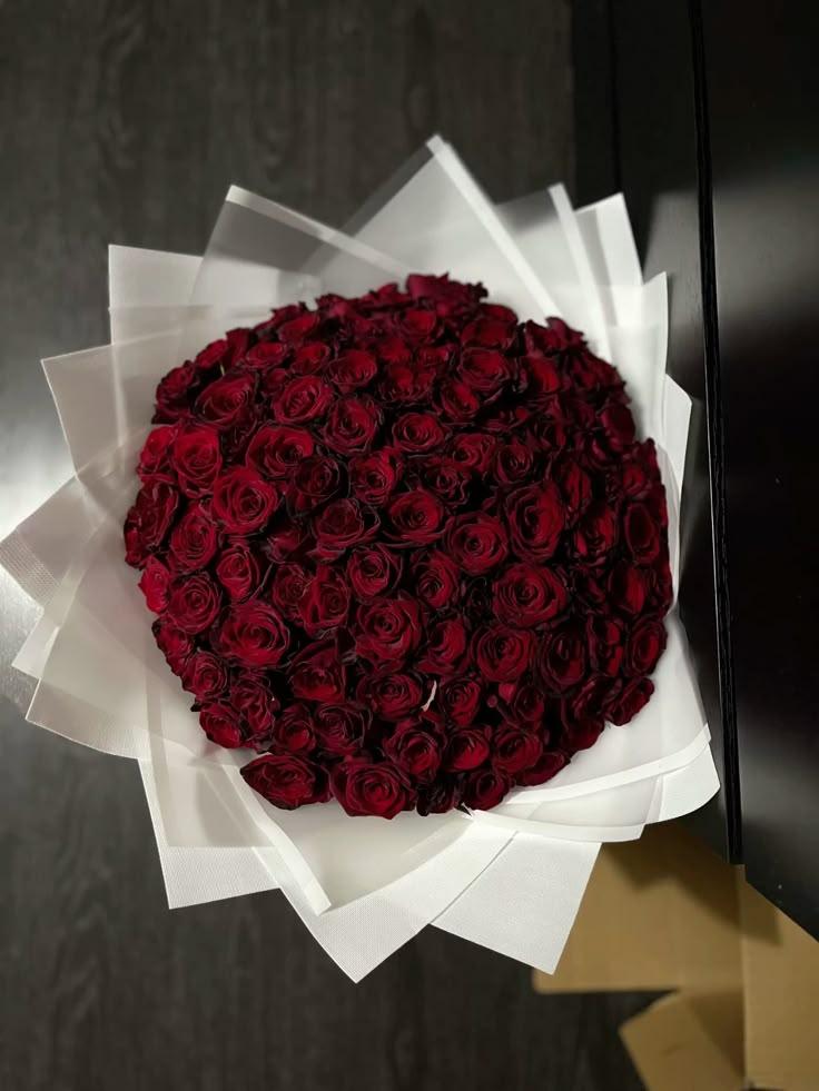 Serenity in Petals: Tranquil Bouquet Bliss
